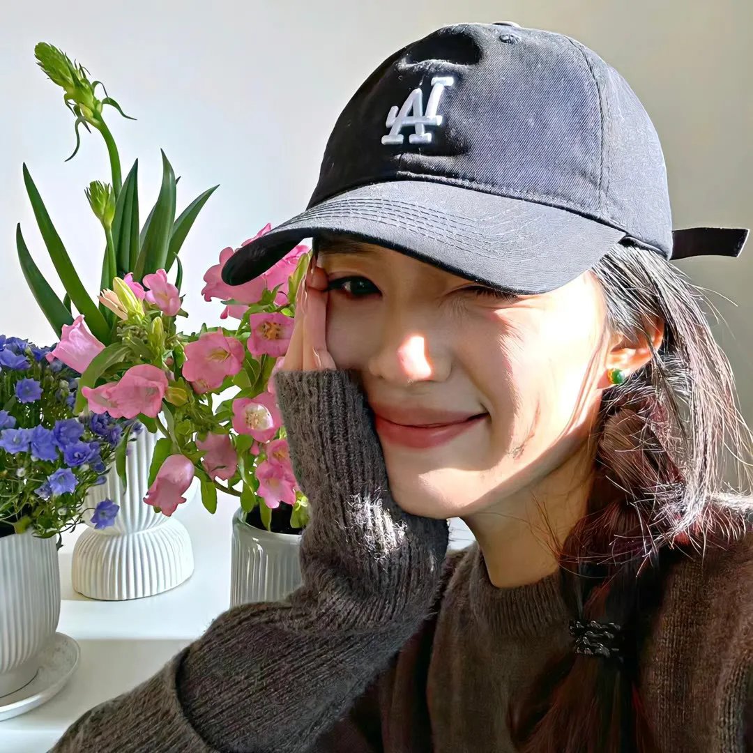 商谍